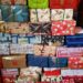 ein großer Stapel Geschenke